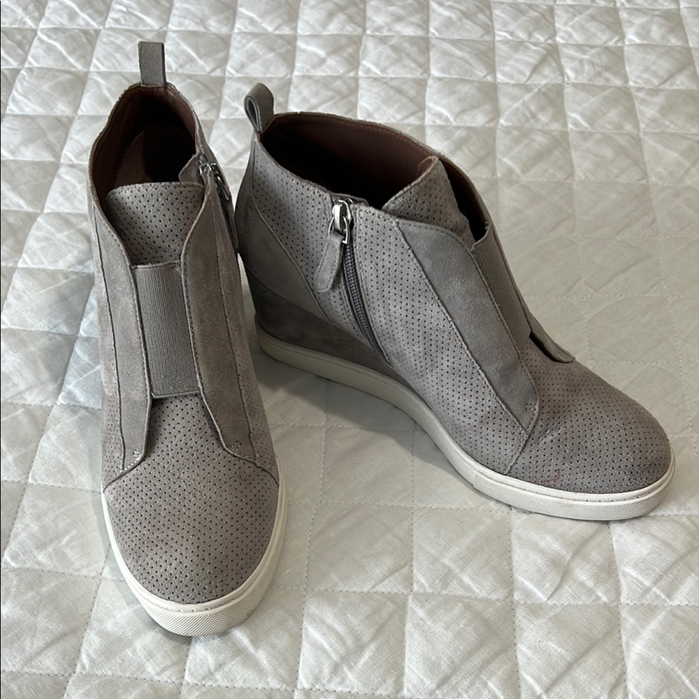 Linea Paolo Suede Shoes
